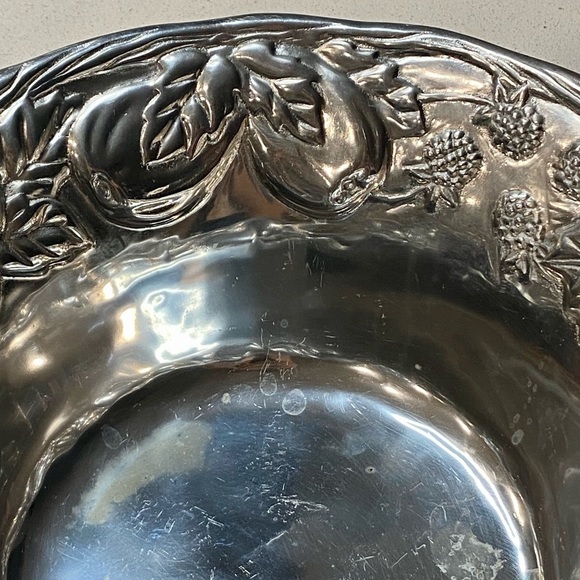 Napa Valley Noble Excellence Silver Fruit Bowl 🍉 - Picture 10 of 16